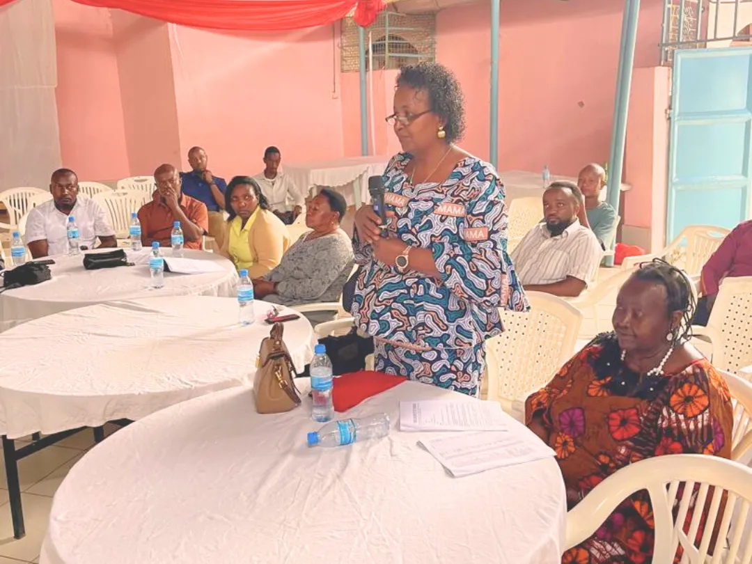 MACTF leader addressing the Malyi Clan assembly